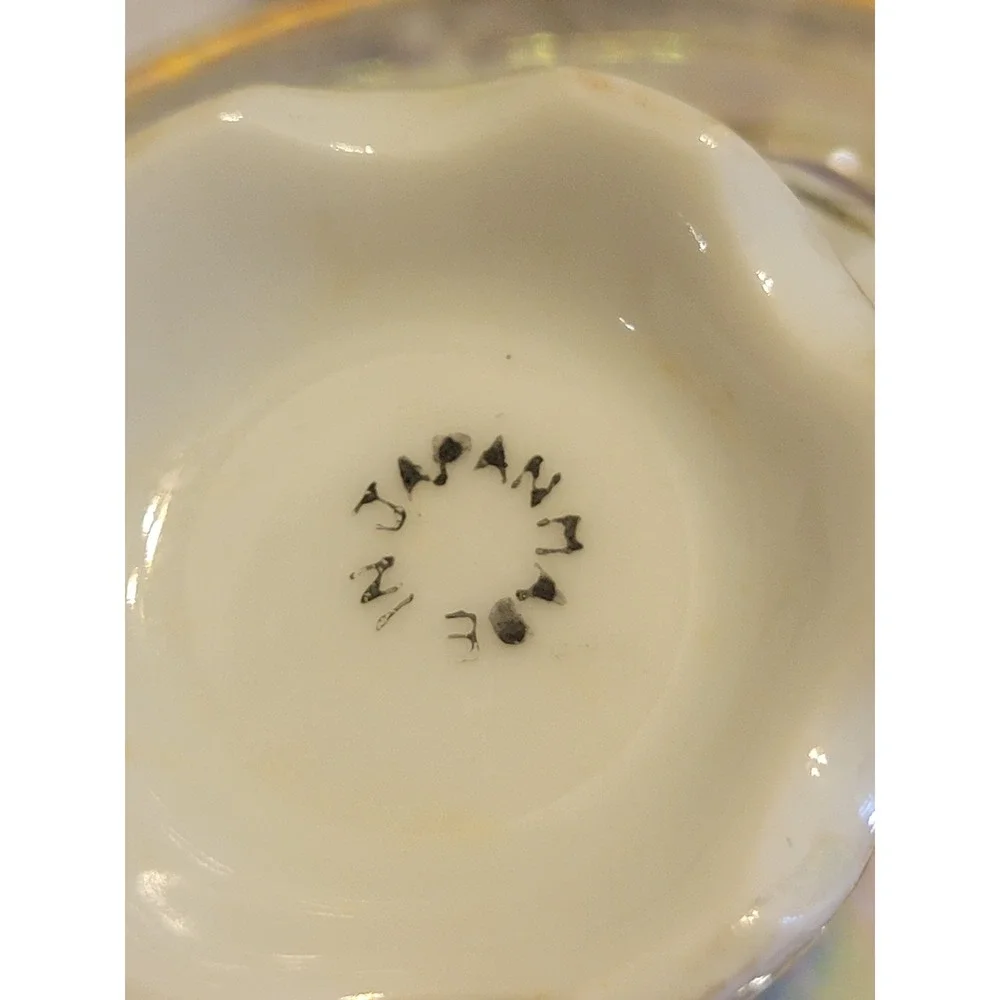Vtg‎ Lusterware Tea Cup Saucer Set Purple Floral Gold Trim Porcelain Japan 2pc